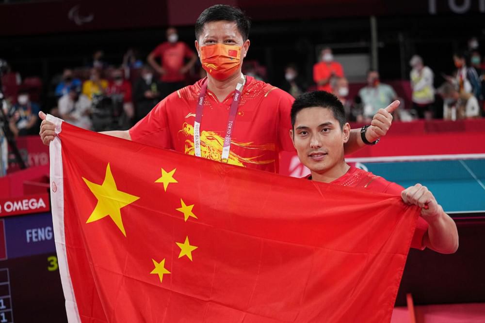 第19分钟，热苏斯右路弧顶拿球调整后远射太正被门将没收。